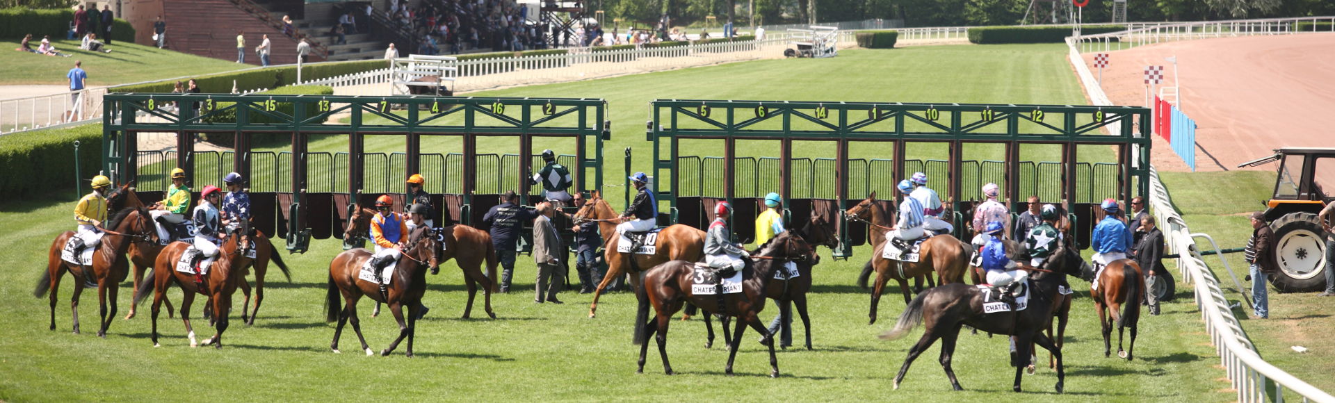 Découvrez l'un des plus beaux hippodromes de l'Ouest...